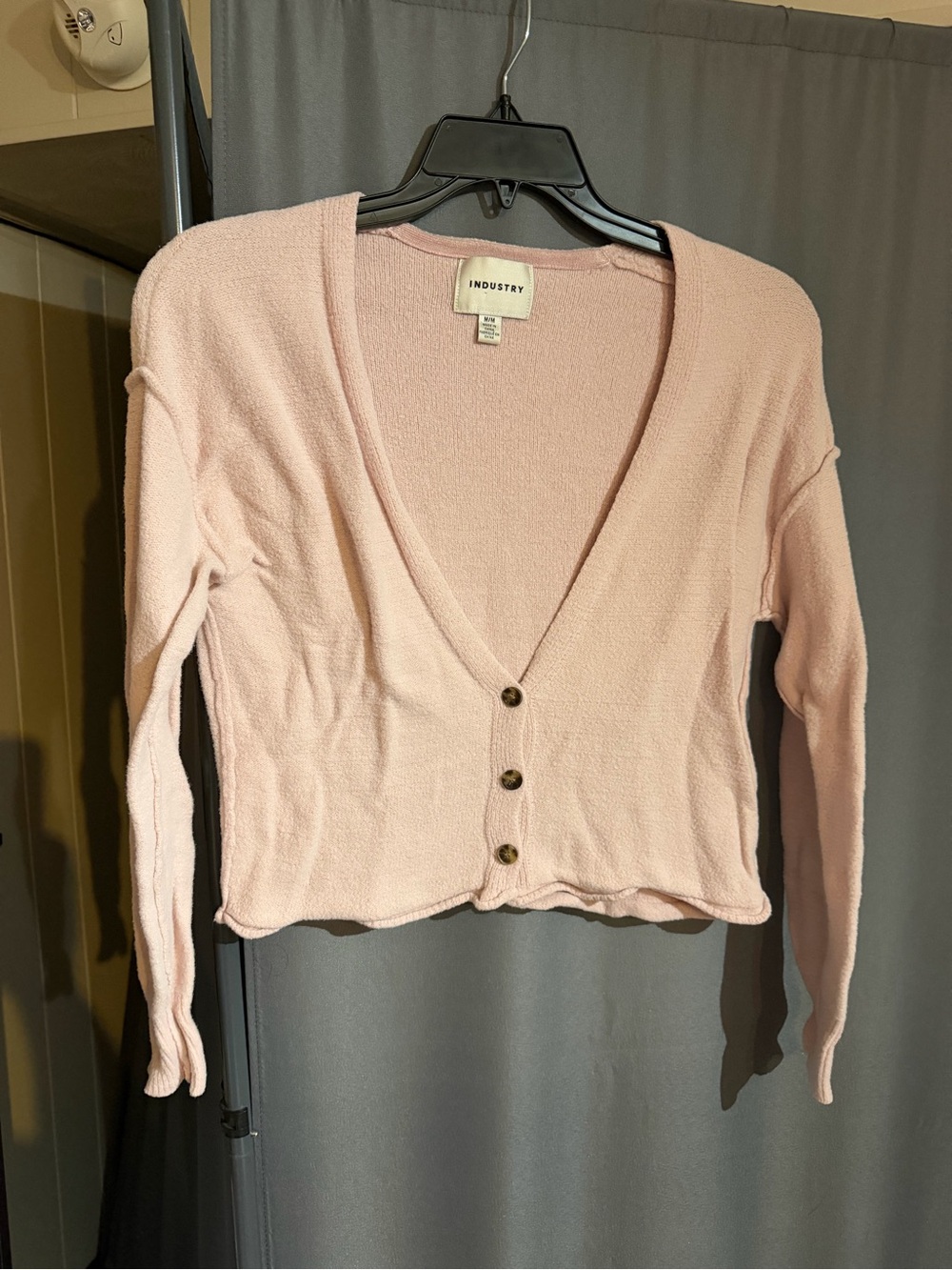 INDUSTRY Blush Pink V-Neck Button-Front Cropped Cardigan